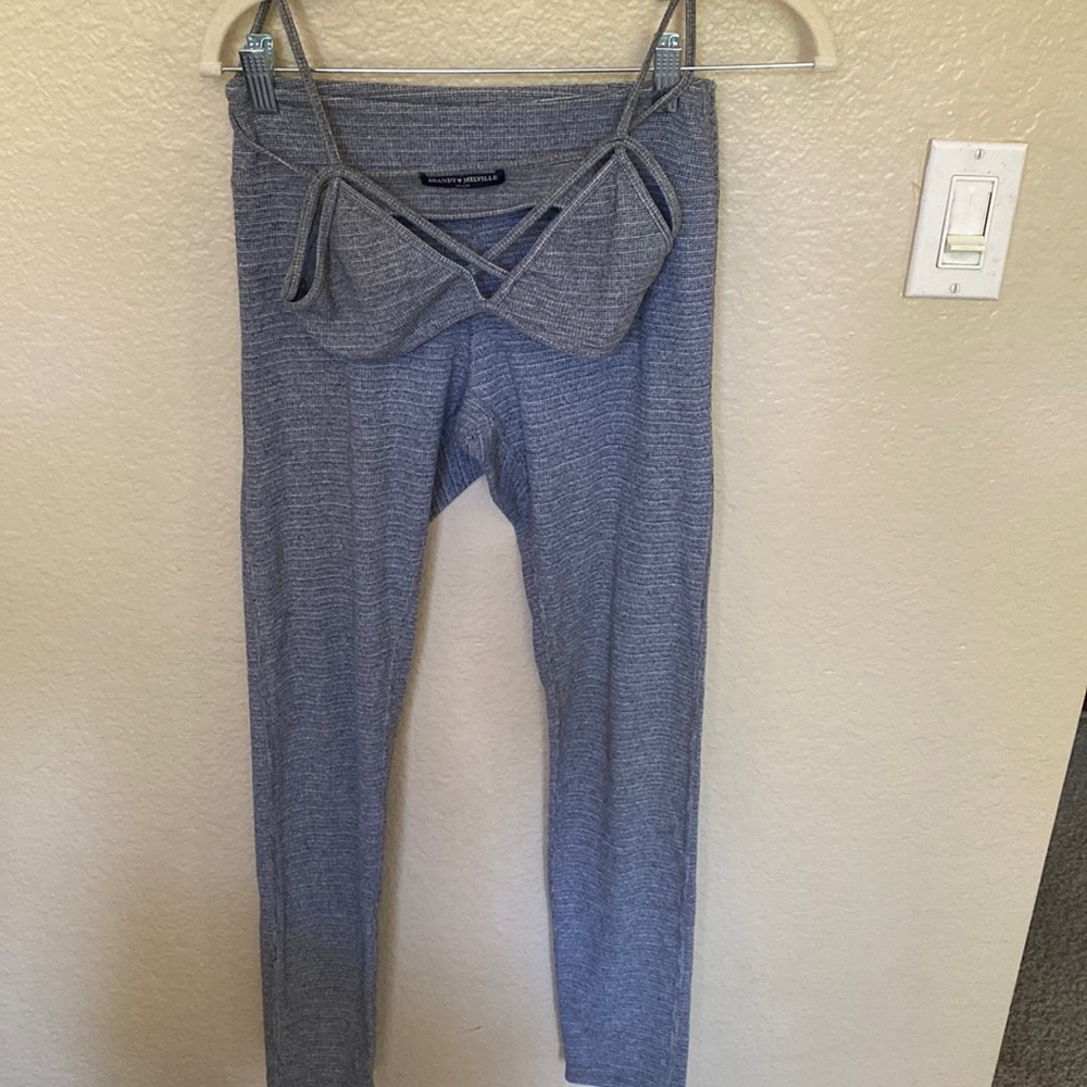 Brandy Melville leggings & crop top